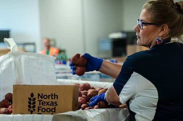 Patriot Mobile at North Texas Food Bank